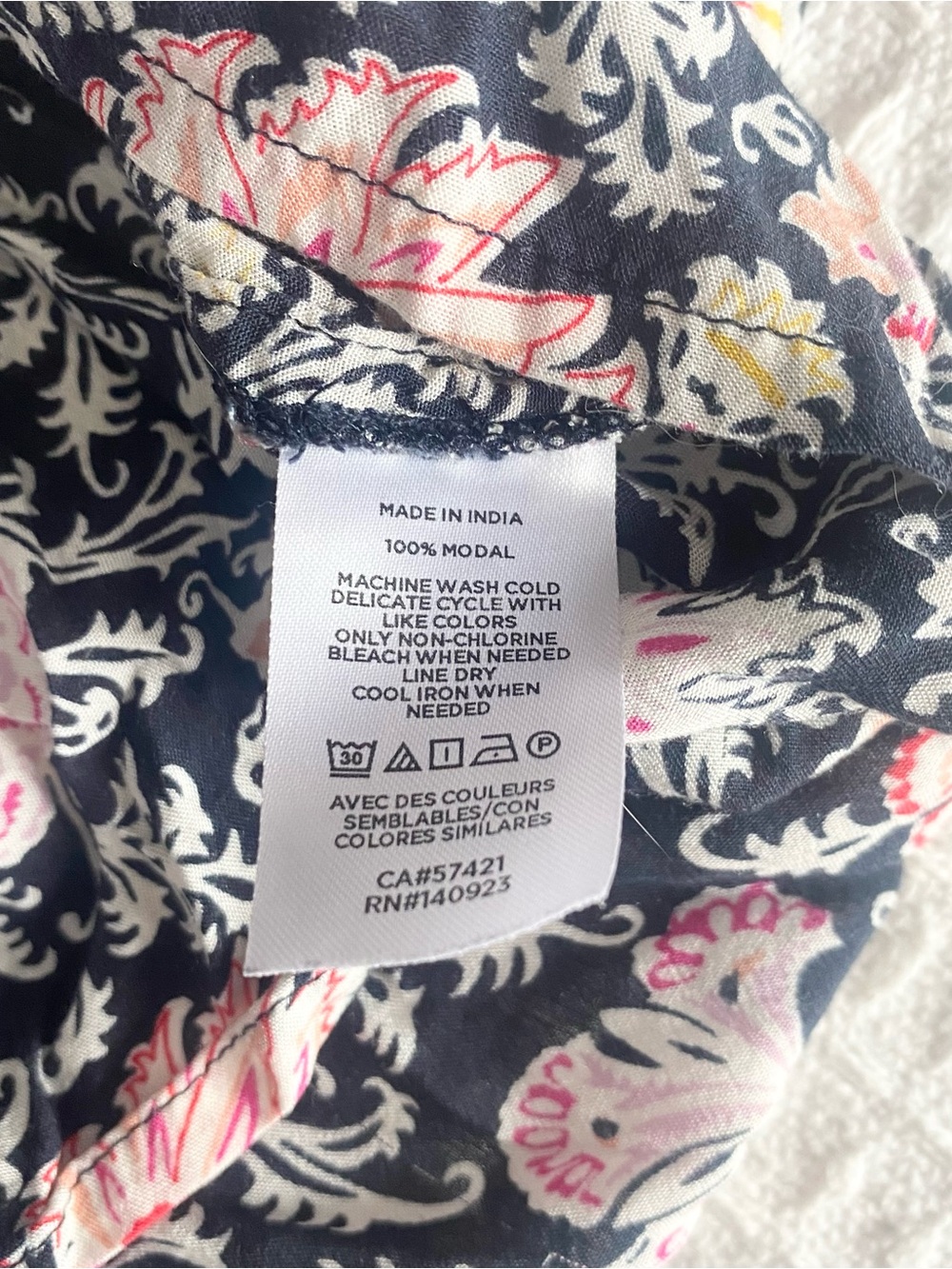 LOFT Navy Floral kimono with Pink Accents size 20/22 - Picture 3 of 3